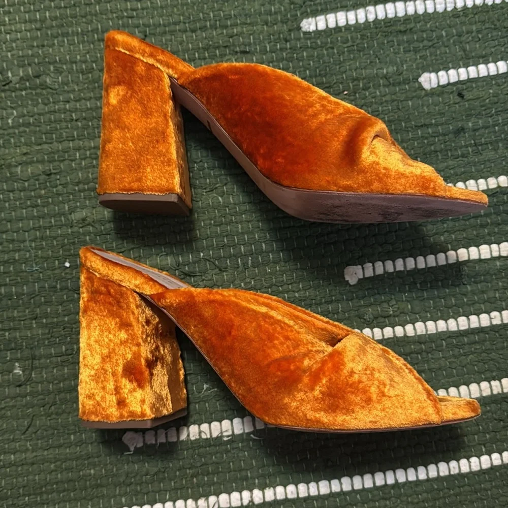 Loeffler Randall Laurel Velvet Twist Mules in Tangerine - Picture 4 of 9